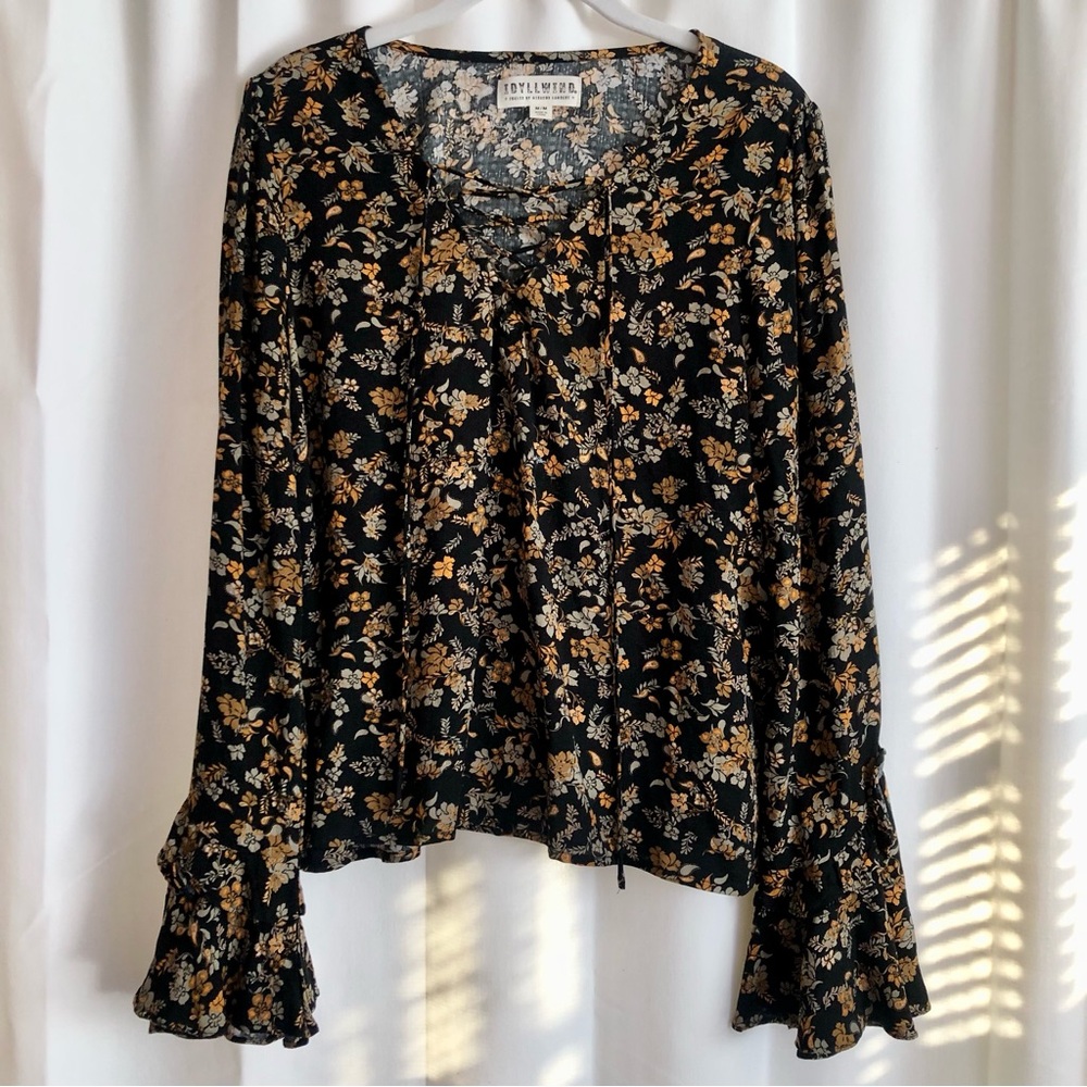Idyllwind Multicolor Floral Blouse Flared bell sleeves M fall
